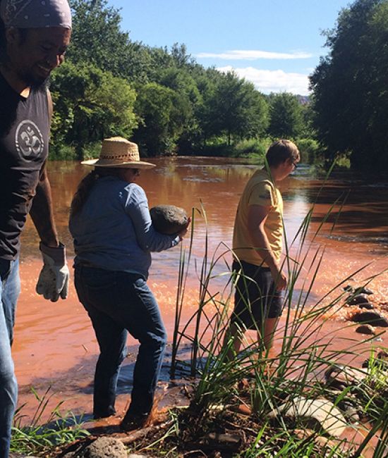 Friendsstaff-volunteers riverproject