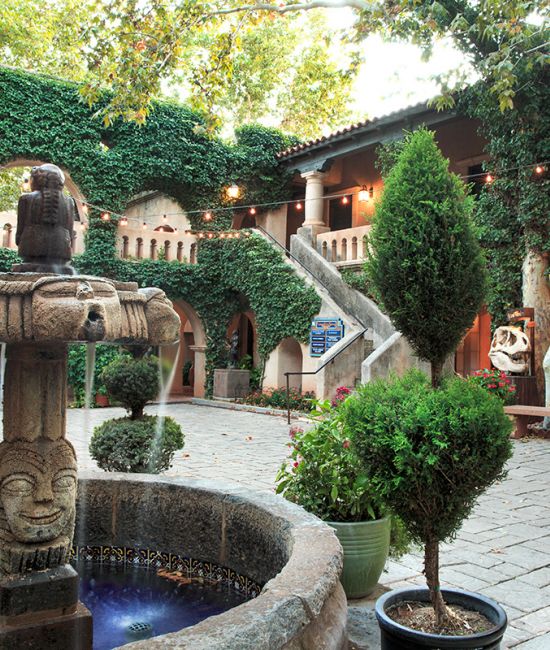 Tlaquepaque-sedona-campanas-fountain